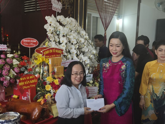 NSƯT Bảo Quốc, NSƯT Thành Lộc… tụ hội tại Nhà thờ Tổ- Ảnh 10.