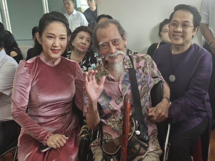 NSƯT Bảo Quốc, NSƯT Thành Lộc… tụ hội tại Nhà thờ Tổ- Ảnh 14.