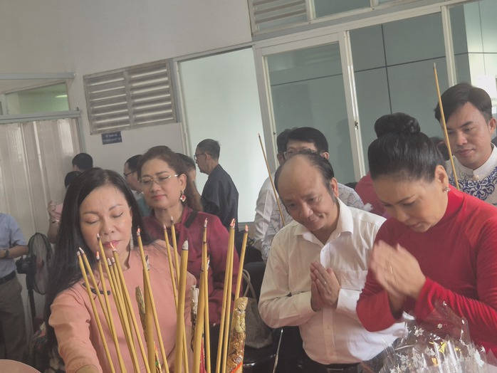 NSƯT Bảo Quốc, NSƯT Thành Lộc… tụ hội tại Nhà thờ Tổ- Ảnh 19.