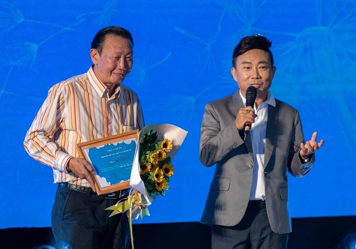 Văn nghệ sĩ TP HCM tiếc thương NSND – nhạc sĩ Thế Hiển - Ảnh 3.