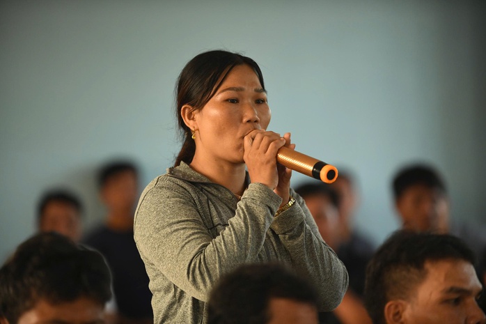 Nữ hiệu phó trường Tiểu học Kim thủy tạm đình chỉ , 75 học sinh trở lại lớp học - Ảnh 2.