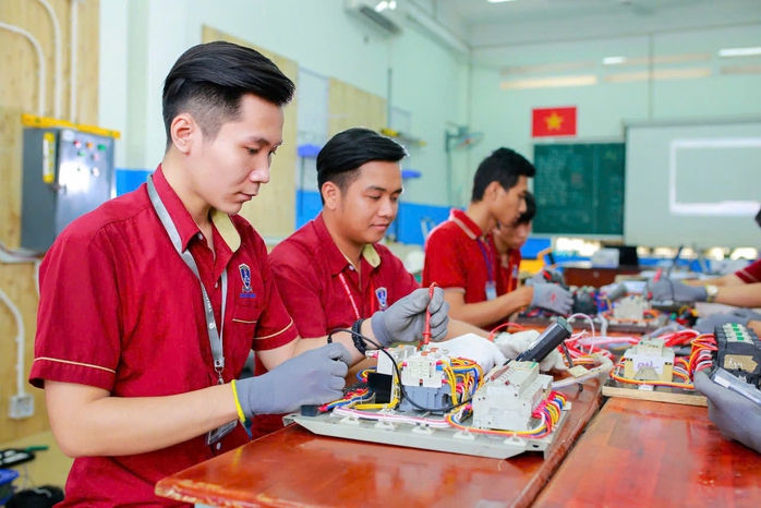 Sắp xếp lại hệ thống đại học là tất yếu (*): "Nguyên tắc vàng" để tái cấu trúc thành công- Ảnh 1.