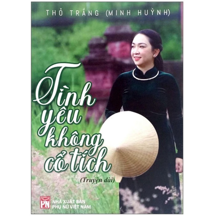 Tiền bán sách “Tình yêu không cổ tích” được tặng cho trẻ mồ côi - Ảnh 2.