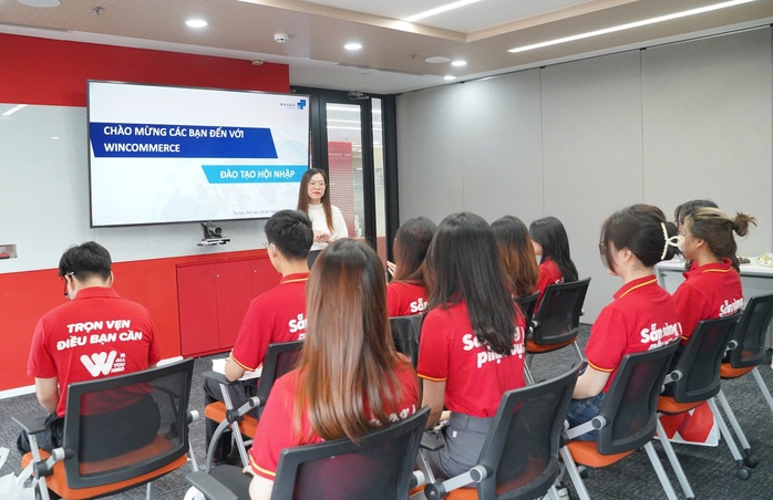 Tìm việc trực tuyến: Cảnh giác trước những chiêu lừa - Ảnh 1.