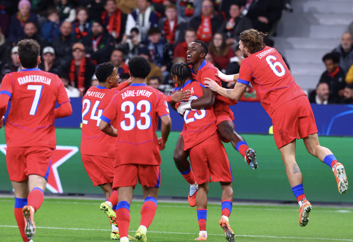 PSG thắng 7-2 Leverkusen, chiếm ngôi đầu Champions League - Ảnh 1.