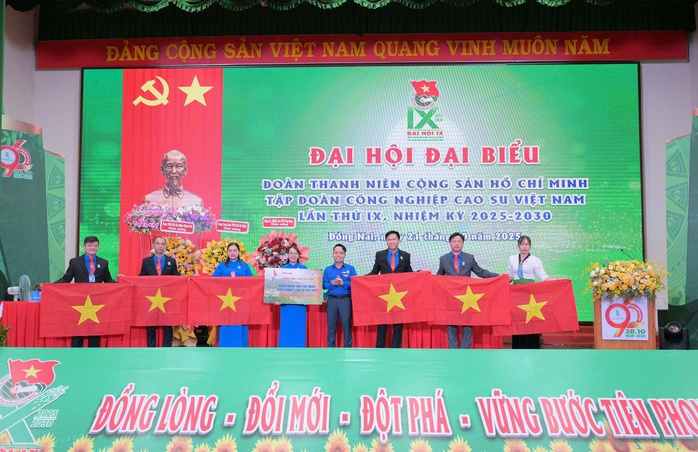 Ông Nguyễn Minh Thông tái đắc cử Bí thư Đoàn thanh niên VRG - Ảnh 10. Ông Nguyễn Minh Thông tái đắc cử Bí thư Đoàn thanh niên VRG - Ảnh 10.