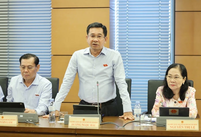 Ông Phan Văn Mãi đề xuất chuyển chuyến bay quốc tế về sân bay Long Thành - Ảnh 1. Ông Phan Văn Mãi đề xuất chuyển chuyến bay quốc tế về sân bay Long Thành - Ảnh 1.