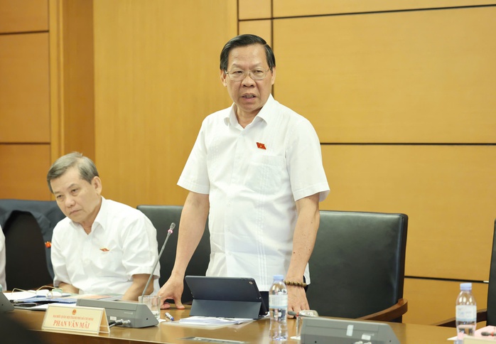 Ông Phan Văn Mãi đề xuất chuyển chuyến bay quốc tế về sân bay Long Thành - Ảnh 2. Ông Phan Văn Mãi đề xuất chuyển chuyến bay quốc tế về sân bay Long Thành - Ảnh 2.