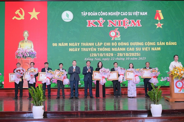 Tập đoàn VRG Phát huy truyền thống 96 năm , đồng hành cùng phát triển kinh tế Việt Nam - Ảnh 1. Tập đoàn VRG Phát huy truyền thống 96 năm , đồng hành cùng phát triển kinh tế Việt Nam - Ảnh 1.