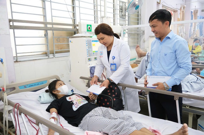 Hành động đẹp đầy xúc động tại Bệnh viện Đa khoa Thủ Đức - Ảnh 3.