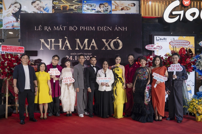 Hoài Lâm quên lời khi hát nhạc phim có Vân Trang, Quang Tuấn - Ảnh 11.