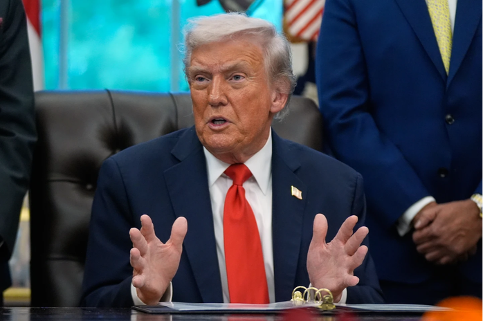 Tổng thống Donald Trump nói chính phủ Mỹ nợ ông rất nhiều tiền - Ảnh 1.