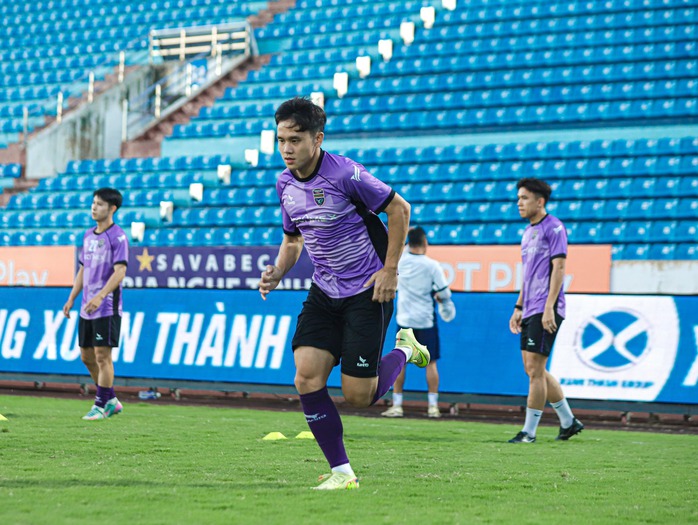 Võ Huy Toàn, Võ Minh Trọng bị "treo giò" ở vòng 8 V-League - Ảnh 3.