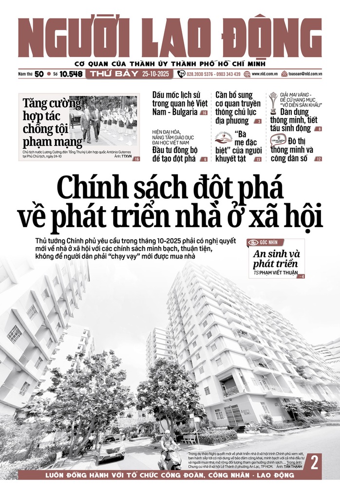 Báo in ngày 25-10: Lấp lánh vẻ đẹp cống hiến - Ảnh 1. Báo in ngày 25-10: Lấp lánh vẻ đẹp cống hiến - Ảnh 1.