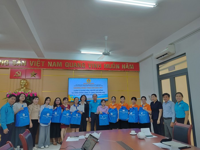 Công đoàn Phường Phú Định: Nỗ lực đơn giản hóa quy trình thành lập Công đoàn cơ sở - Ảnh 2.