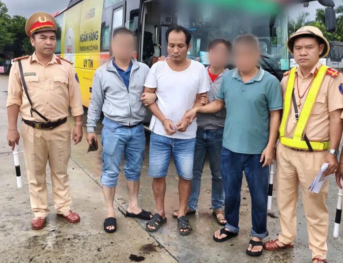Đối tượng truy nã Phạm Anh Tuấn bị Công an Đà Nẵng bắt giữ bất ngờ - Ảnh 1. Đối tượng truy nã Phạm Anh Tuấn bị Công an Đà Nẵng bắt giữ bất ngờ - Ảnh 1.