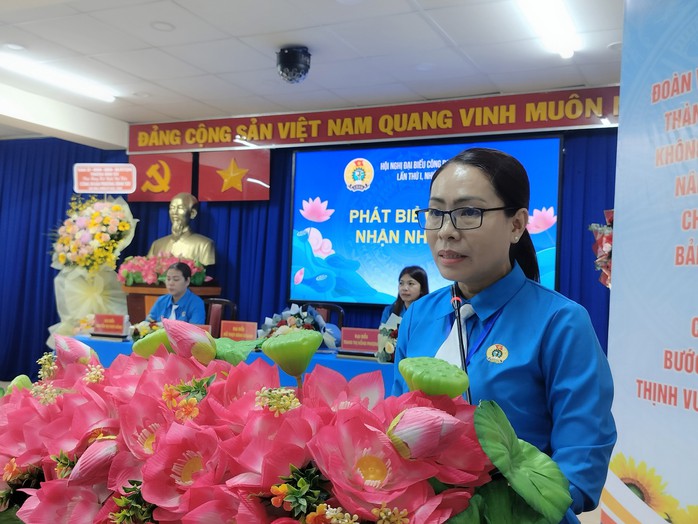 Bà Hồ Thụy Đình Khanh làm Chủ tịch Công đoàn phường Bình Tây - Ảnh 4.