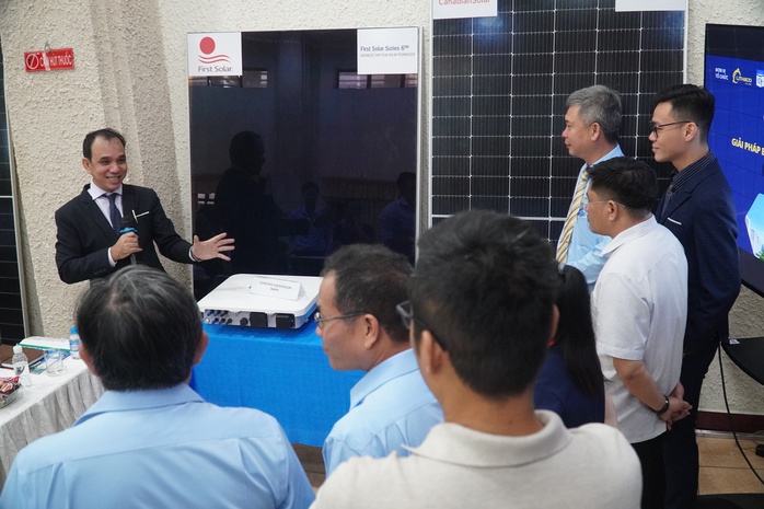 Doanh nghiệp và nhà trường tăng tốc đào tạo nhân lực ngành năng lượng tái tạo  - Ảnh 1.