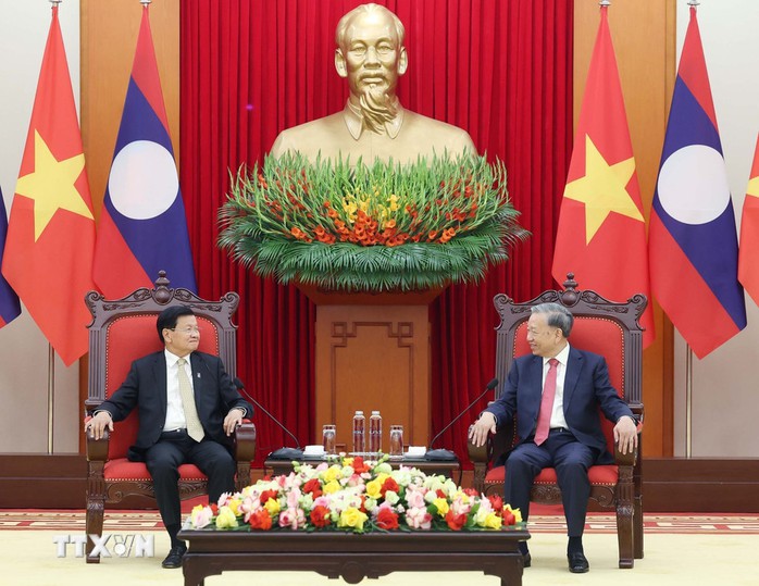 Tổng Bí thư Tô Lâm tiếp Tổng Bí thư, Chủ tịch nước Lào Thongloun Sisoulith - Ảnh 2.