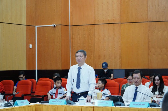 Lan tỏa tinh thần Nghị quyết 71: Cần sớm ban hành chương trình, tài liệu AI cho cấp phổ thông - Ảnh 3.