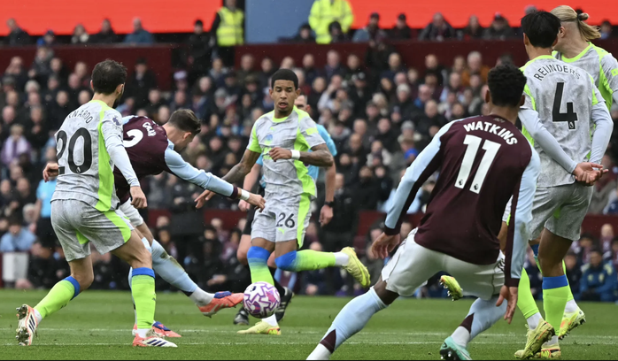 Thua cách biệt tối thiểu Aston Villa, Man City trắng tay rời Villa Park - Ảnh 1.