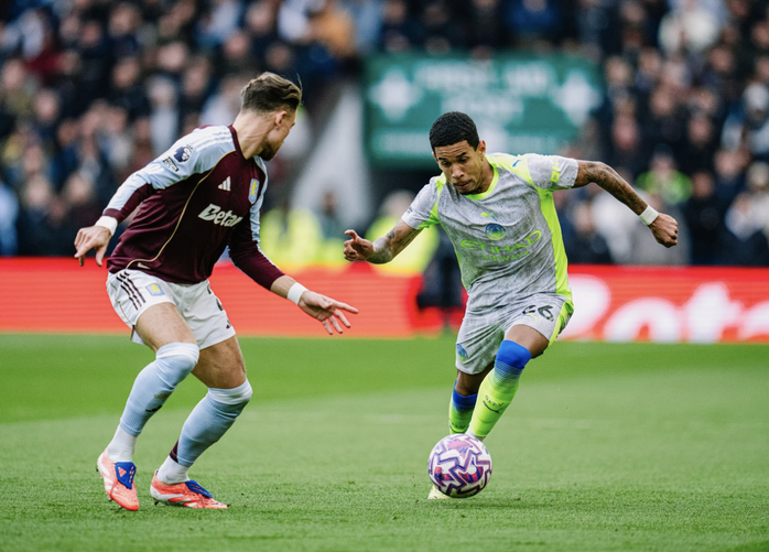 Thua cách biệt tối thiểu Aston Villa, Man City trắng tay rời Villa Park - Ảnh 3.