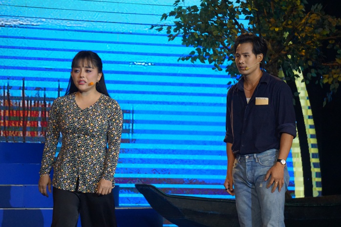 Khán giả cổ vũ Hồng Quyên, Trọng Phúc, Kim Tử Long trong đêm nhạc kịch "Mộng phù hoa" - Ảnh 2.
