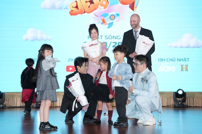 Lâm Vỹ Dạ, Gin Tuấn Kiệt "vỡ mộng" làm thầy - Ảnh 2.