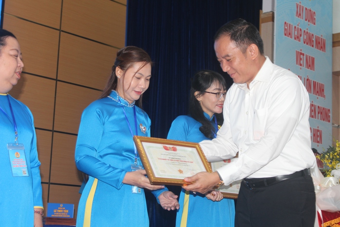 Công đoàn phường Chánh Hưng: Đẩy mạnh ứng dụng AI trong hoạt động Công đoàn - Ảnh 4.