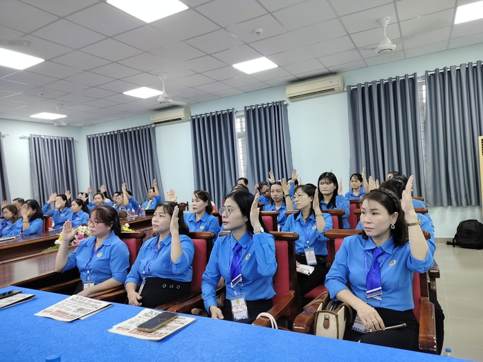 Công đoàn phường Phú Lâm tổ chức thành công hội nghị đại biểu Công đoàn lần thứ I - Ảnh 2.