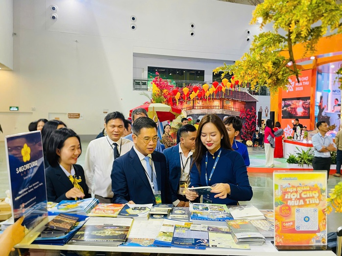 Saigontourist Group góp mặt tại Hội chợ Mùa thu 2025  - Ảnh 2.