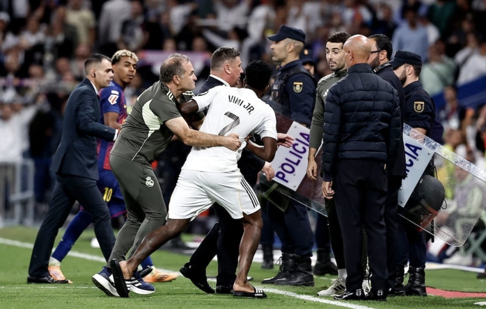 Hỗn loạn sau trận "El Clasico", Carvajal khiêu khích Yamal - Ảnh 1.