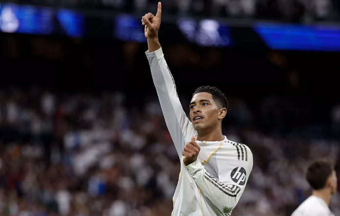 Bất ngờ FIFPRO WORLD XI 2025: Ronaldo, Messi, Salah vắng bóng - Ảnh 4.