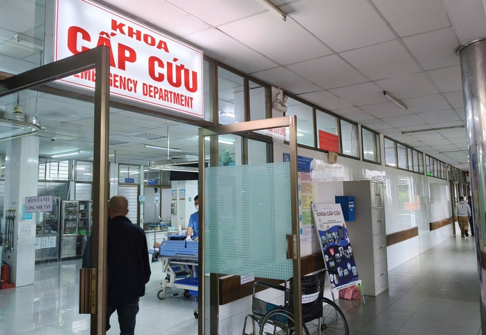 Tình hình sức khỏe của 4 nạn nhân vụ ngạt khí Đà Nẵng đang rất nghiêm trọng - Ảnh 1. Tình hình sức khỏe của 4 nạn nhân vụ ngạt khí Đà Nẵng đang rất nghiêm trọng - Ảnh 1.