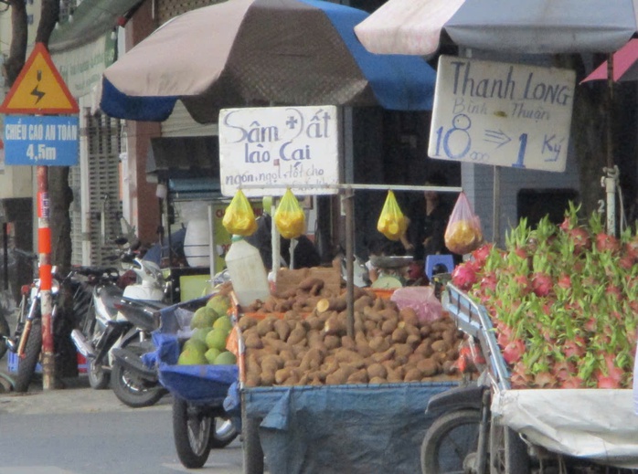 Khoai sâm đất: Đặc sản Tây Bắc nâng cao giá trị kinh tế nhờ livestream - Ảnh 2. Khoai sâm đất: Đặc sản Tây Bắc nâng cao giá trị kinh tế nhờ livestream - Ảnh 2.