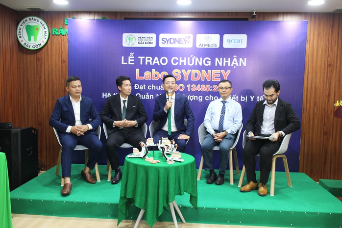 Một bệnh viện răng hàm mặt nhận chứng chỉ ISO - Ảnh 2.