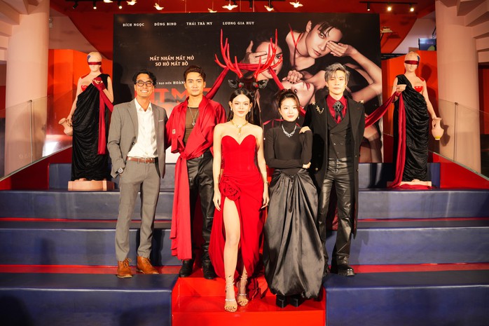 Thân Thúy Hà, Băng Di chúc mừng "nàng thơ" Bích Ngọc, Lương Gia Huy - Ảnh 3.