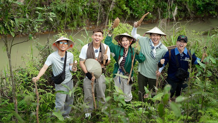 Đề cử Giải Mai vàng hạng mục "Chương trình truyền hình - nền tảng số": Sân chơi bùng nổ và ý nghĩa - Ảnh 2.