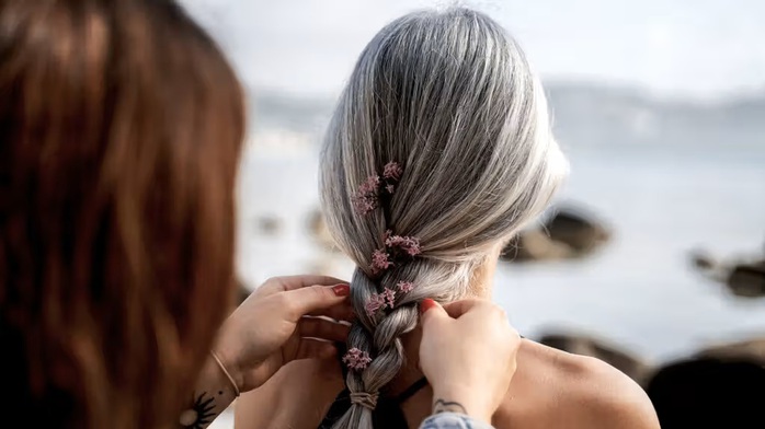 Liên hệ bất ngờ giữ tóc bạc và ung thư: Một tin tốt - Ảnh 1.