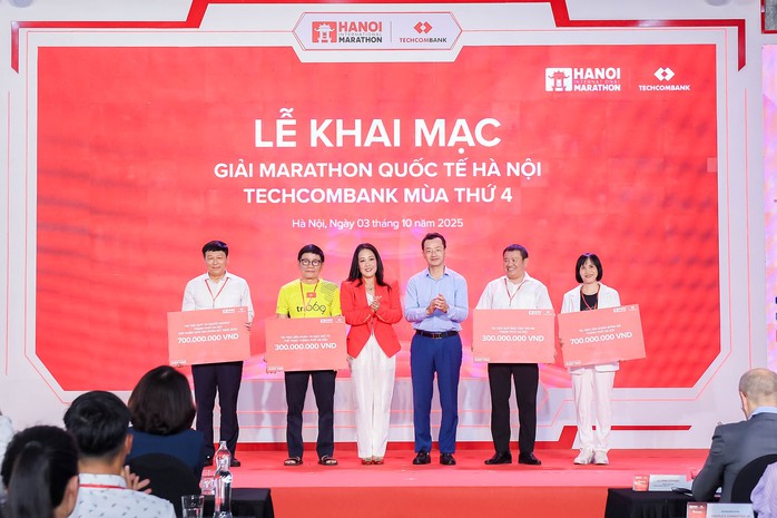 13.000 runners trong nước và quốc tế đua tài tại Giải Marathon Quốc tế Hà Nội Techcombank - Ảnh 4.
