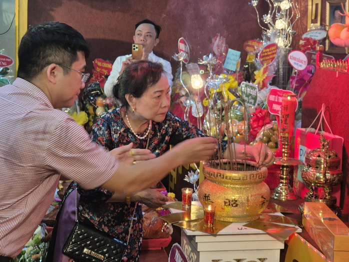 NSƯT Vũ Luân, NSƯT Tú Sương… dâng hương Tổ nghề- Ảnh 25.
