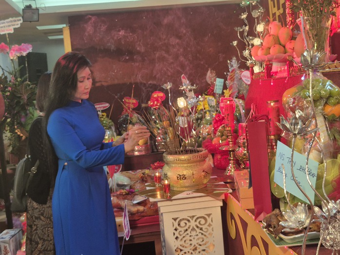 NSƯT Vũ Luân, NSƯT Tú Sương… dâng hương Tổ nghề- Ảnh 26.