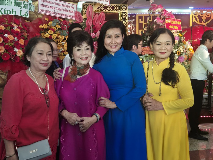 NSƯT Vũ Luân, NSƯT Tú Sương… dâng hương Tổ nghề- Ảnh 13.
