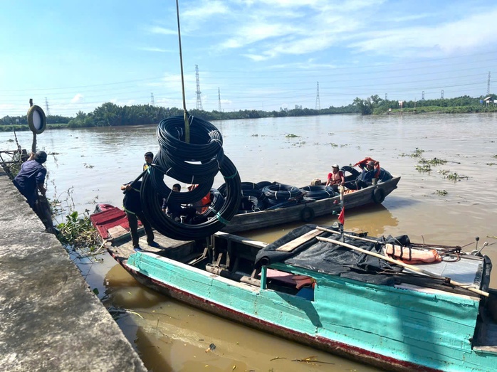 SAWACO: Đồng hành cùng người dân, dù xa xôi hay khó khăn - Ảnh 8.