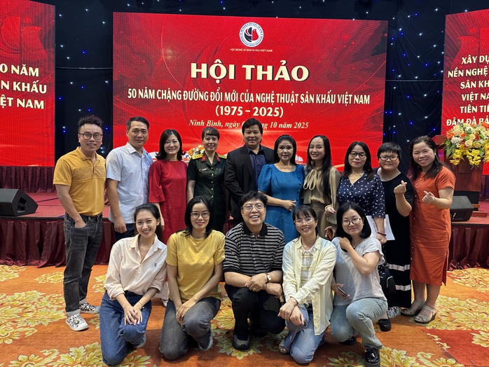 "50 năm đổi mới của Nghệ thuật sân khấu Việt Nam" – Nhìn lại để tiến bước mạnh mẽ- Ảnh 2.