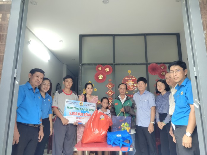 Công đoàn TP HCM tổ chức nhiều hoạt động thiết thực - Ảnh 1.