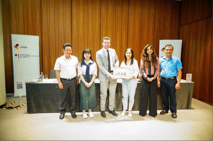 Những thị trường nào đang "hút" lao động Việt Nam đến làm việc? - Ảnh 1.