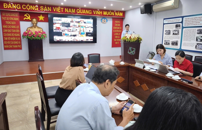Thúc đẩy ứng dụng công nghệ số vào quy trình quản lý điều hành tại 168 xã, phường, đặc khu - Ảnh 1.