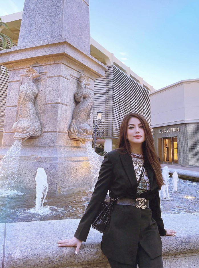 Cuộc sống "sang chảnh" của Trương Ngọc Ánh trước khi bị bắt - Ảnh 4.