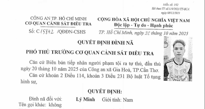Một người bị Công an TP HCM truy nã đã đầu thú sau khi đọc báo - Ảnh 1.